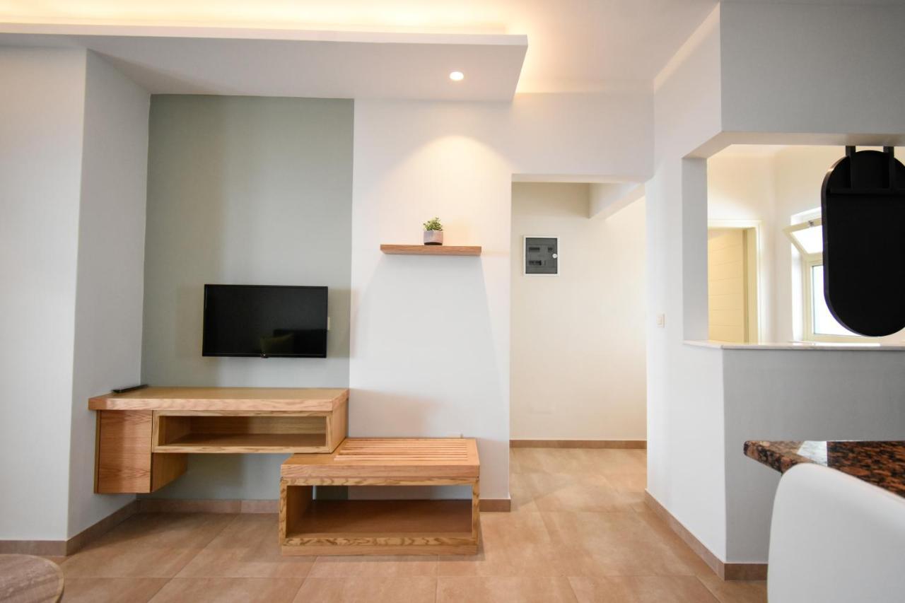 Elena Village Hotel & Suites Myrties Екстер'єр фото