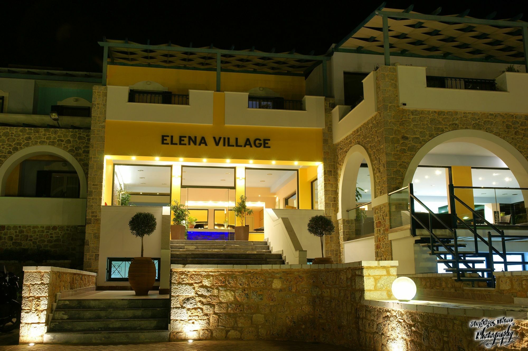 Elena Village Hotel & Suites Myrties Екстер'єр фото